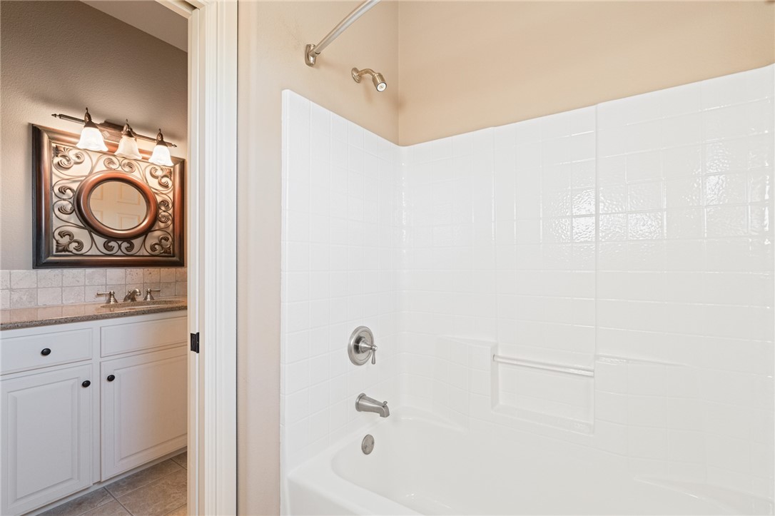 473307 Property Photo 28