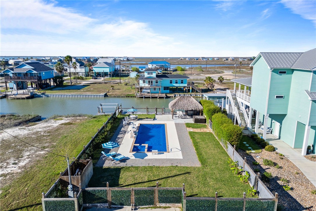 124 Channelview Property Photo 4
