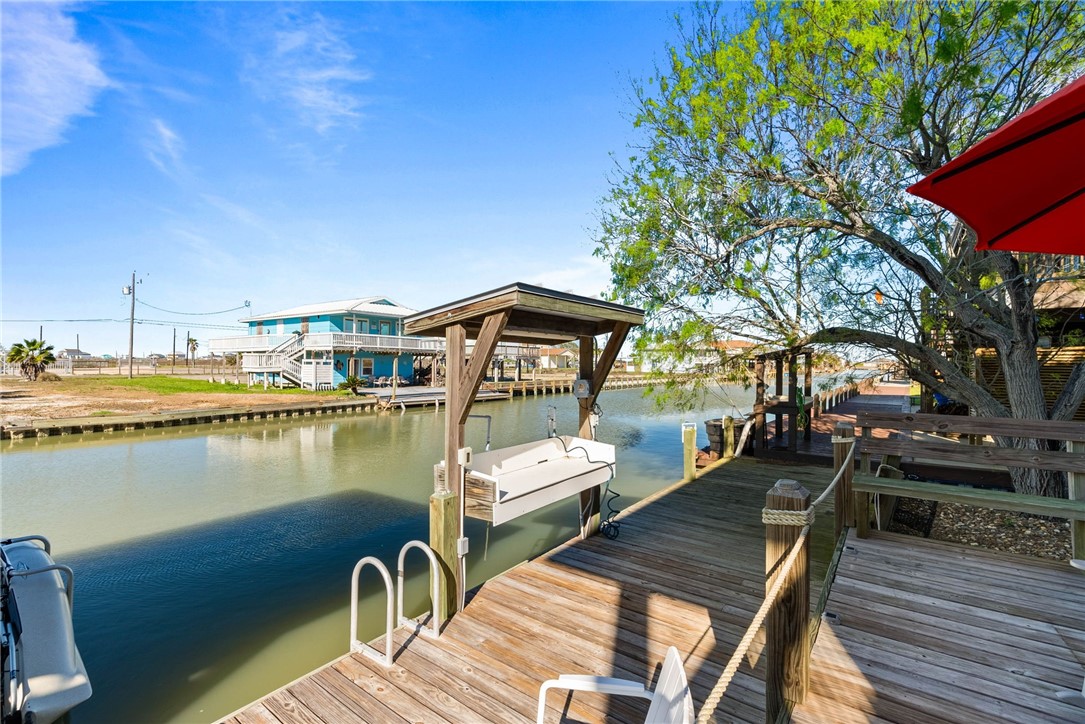 124 Channelview Property Photo 33