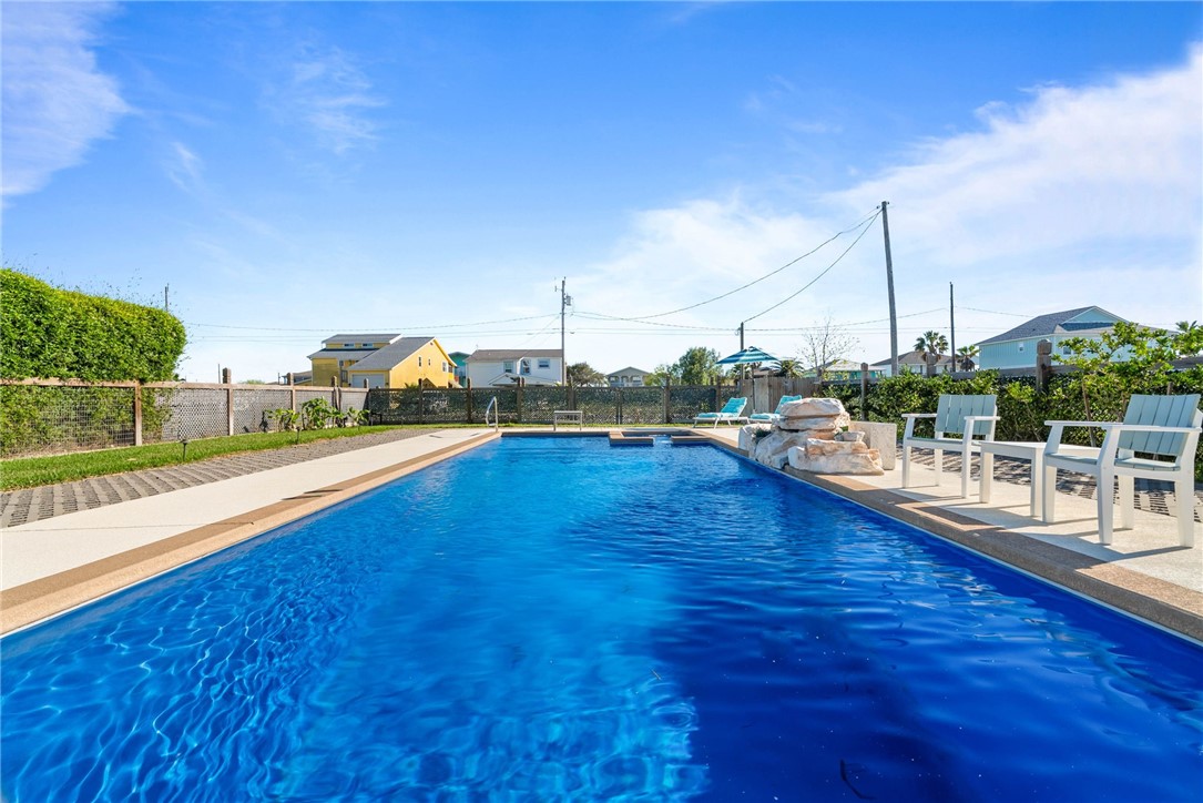 124 Channelview Property Photo 38