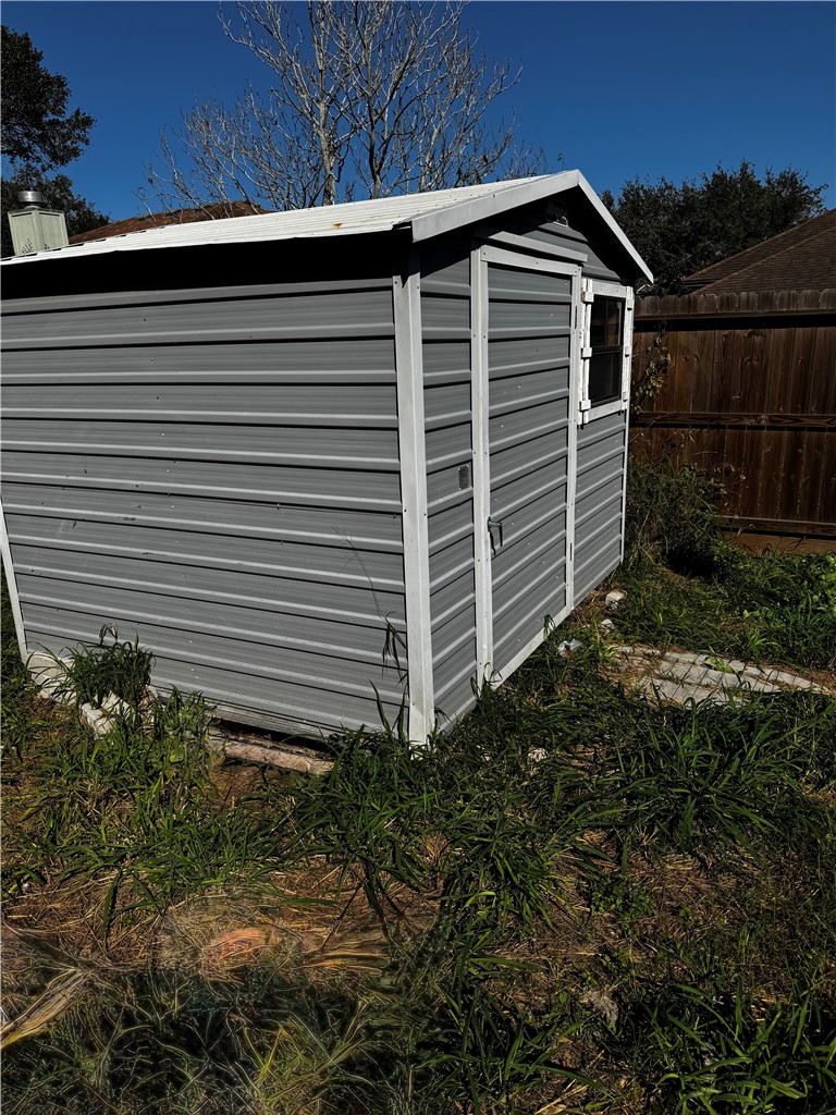 10802 Grand Teton Dr Property Photo 13