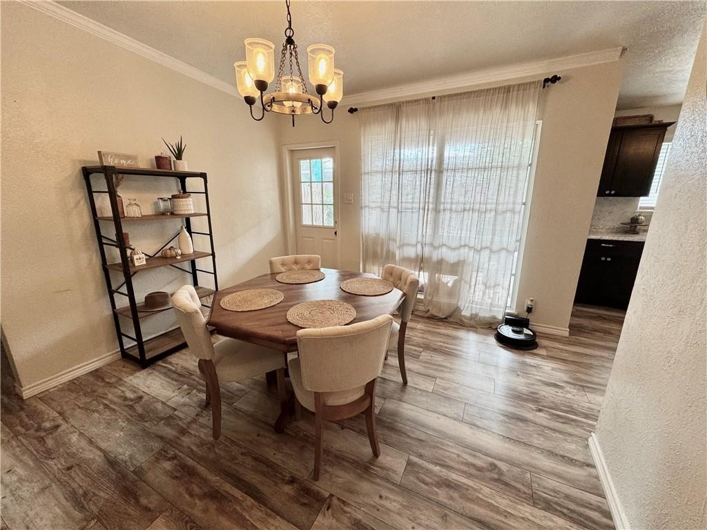 720 Santa Dolores Property Photo 7