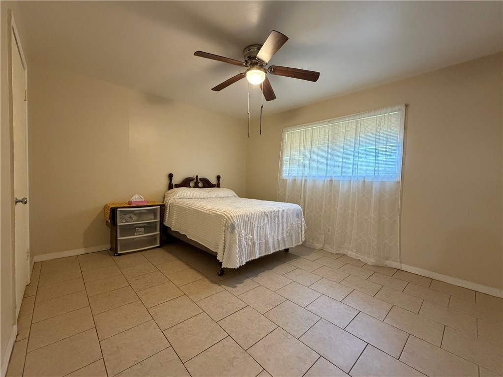 919 W Avenue G Ave Property Photo 7