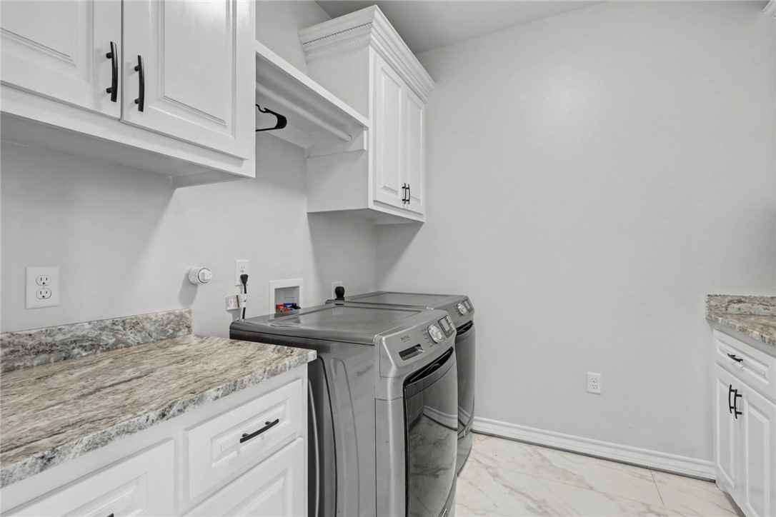 6826 Northwind Dr Property Photo 26