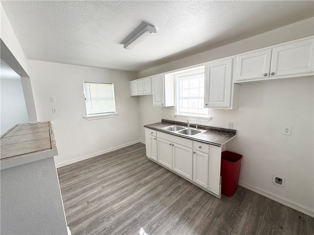 313 Saint Joseph St Property Photo 5