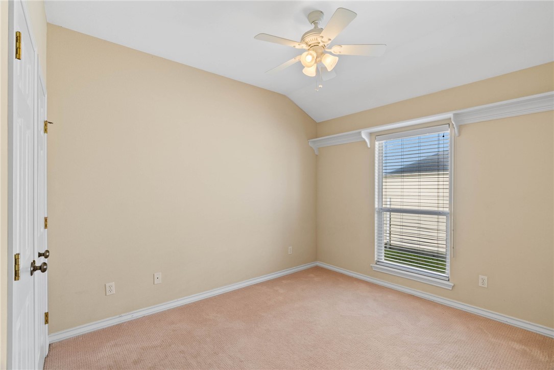 5642 Lipes Blvd Unit #13 Blvd Property Photo 9