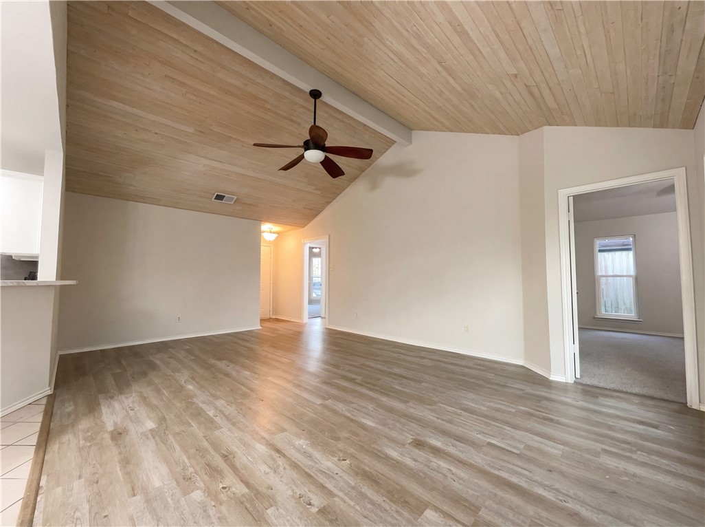2175 Timberleaf Property Photo 6