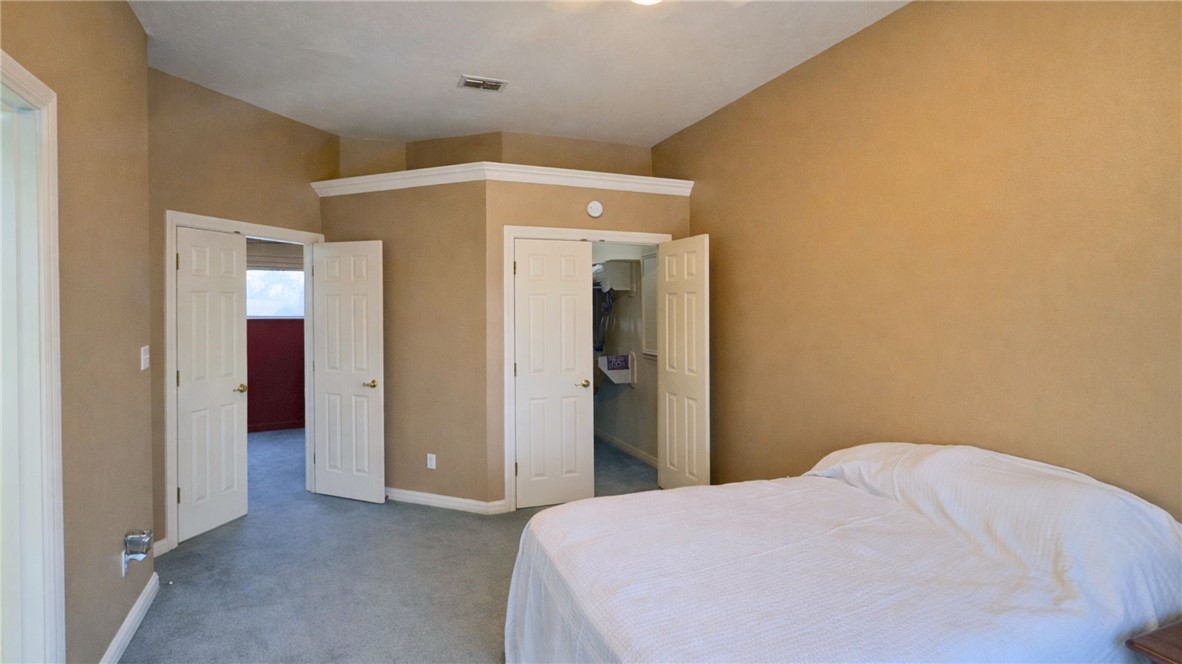 7906 Valtourmanche Dr Property Photo 23