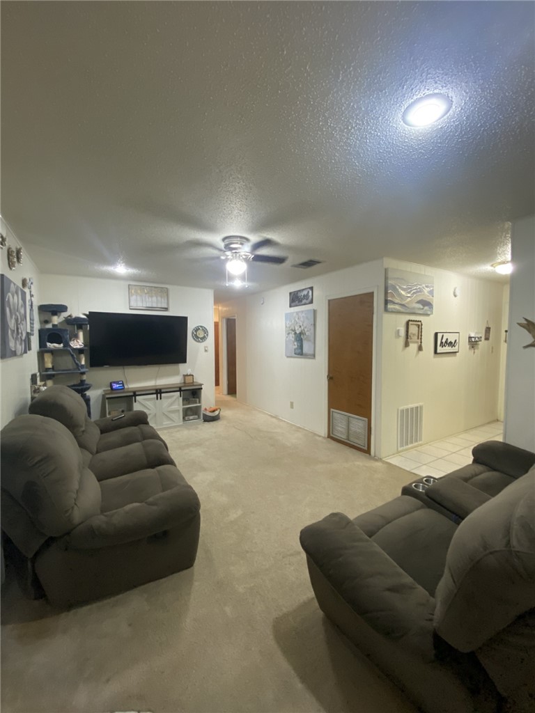 1601 Andrea St Property Photo 10