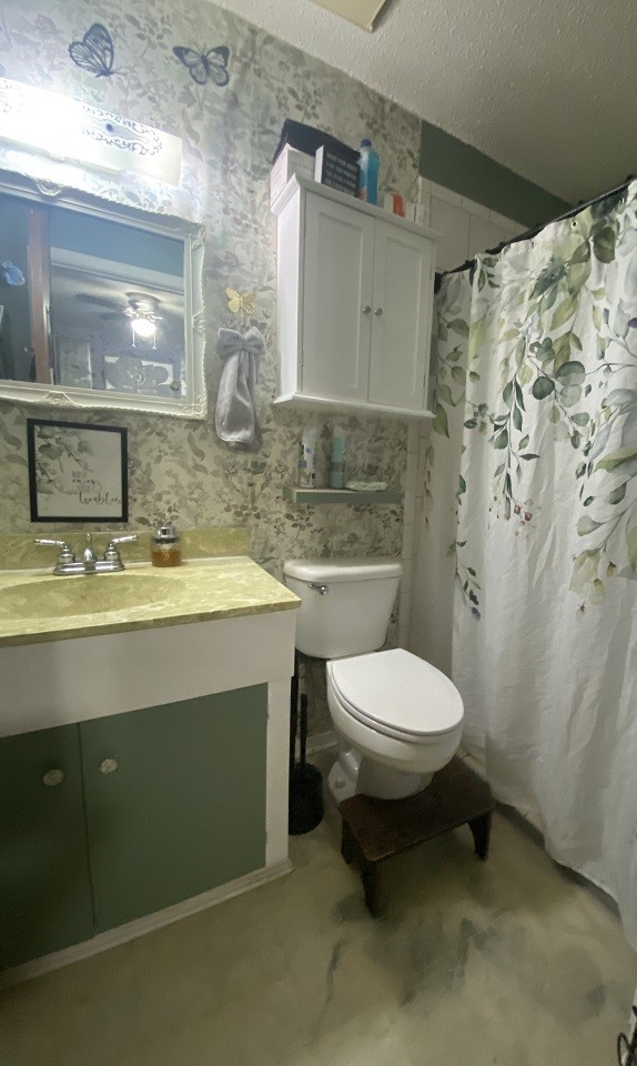 1601 Andrea St Property Photo 19