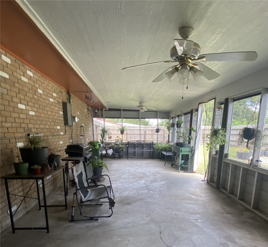1601 Andrea St Property Photo 21