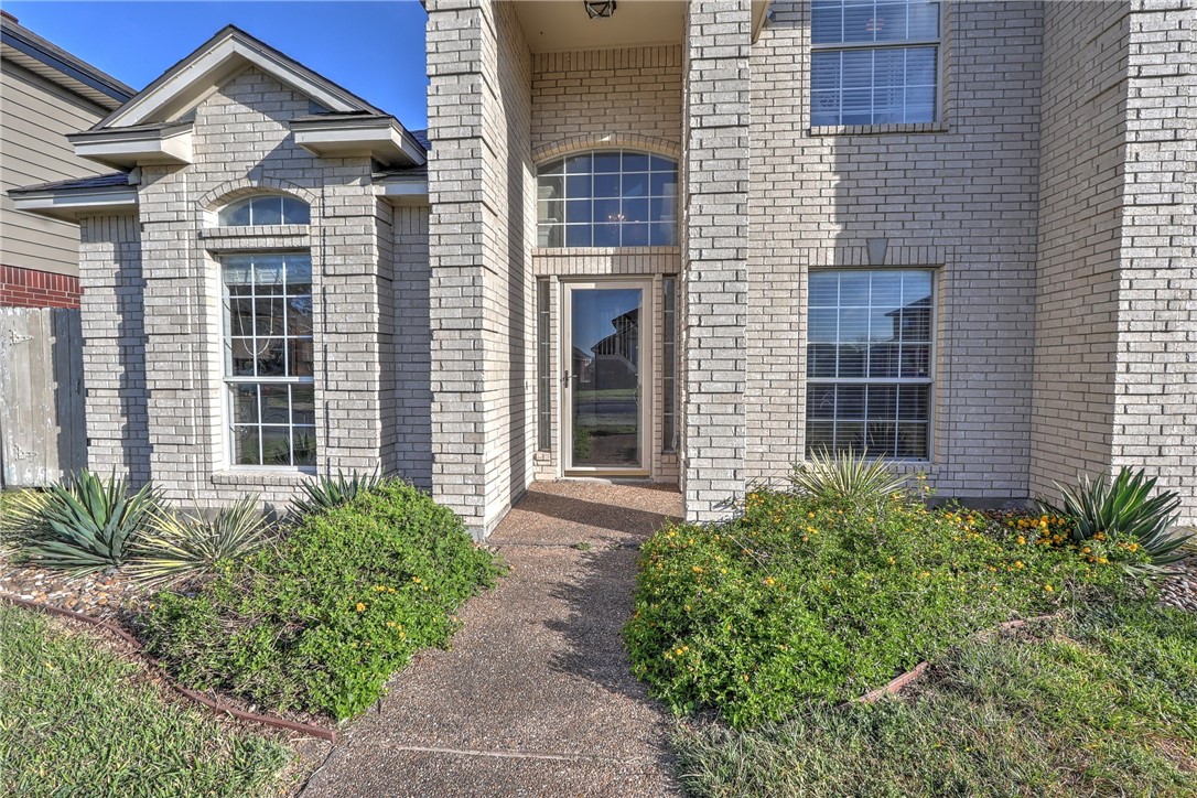 7417 Lake Micala Dr Property Photo 2