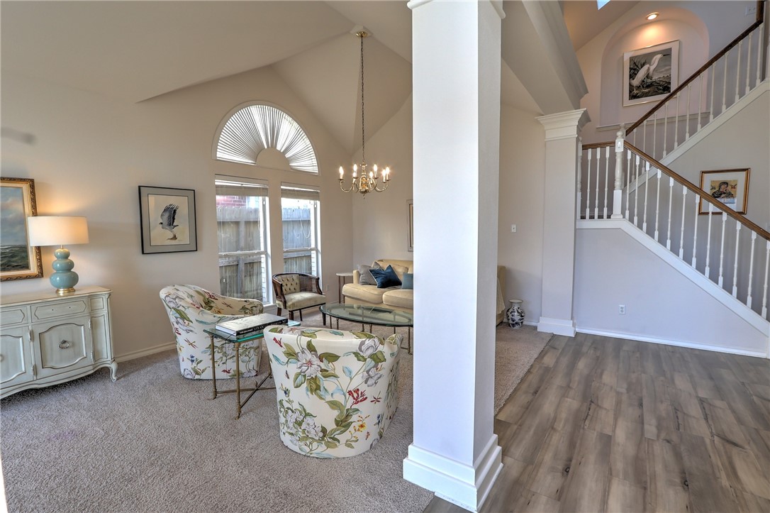 7417 Lake Micala Dr Property Photo 3