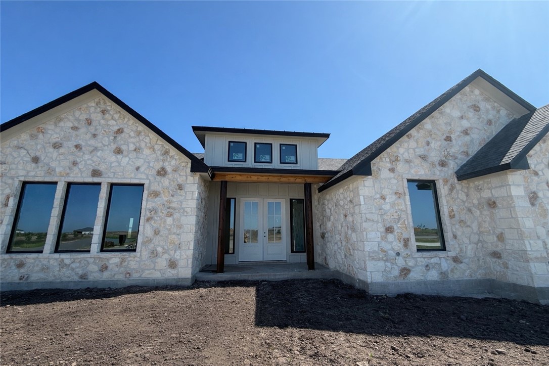 1462 Dos Estrellas Dr Property Photo 2
