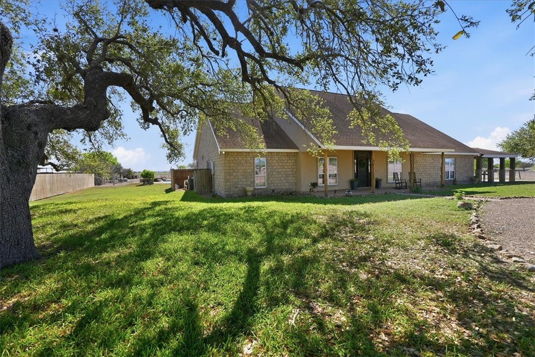 279 County Road 302 Property Photo 1