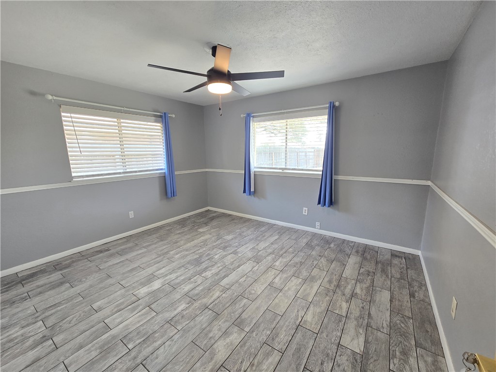 302 Frio Dr Property Photo 25