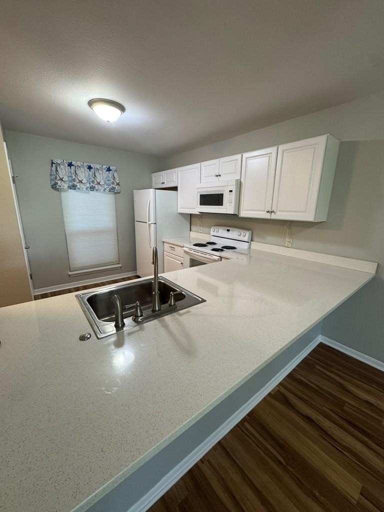 302 St. Andrews A-102 Property Photo 4