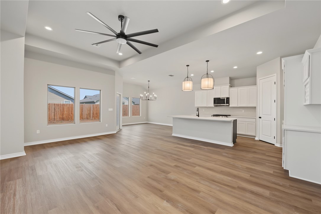 2742 Lady Andrea Property Photo 4