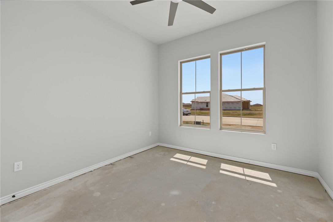 2742 Lady Andrea Property Photo 10