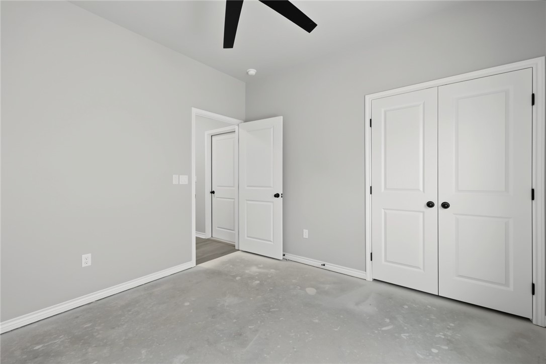 2742 Lady Andrea Property Photo 25
