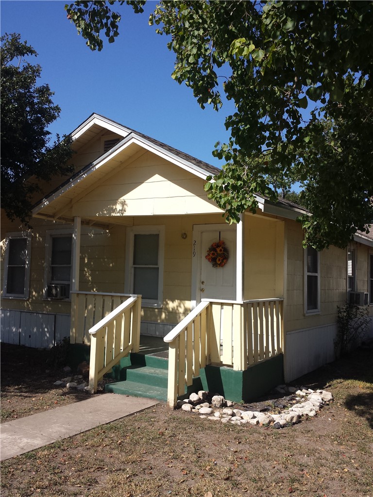 219 Tutt Ave Property Photo 1