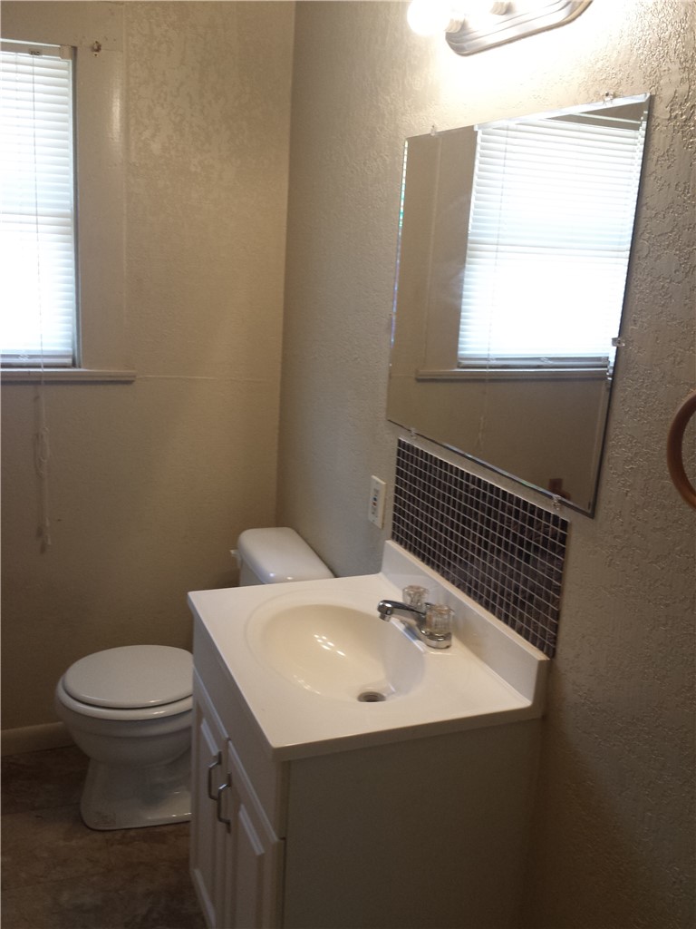 219 Tutt Ave Property Photo 11
