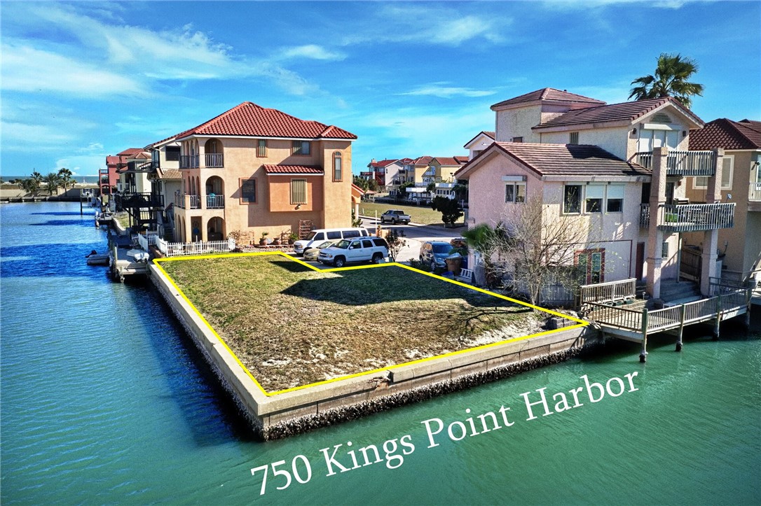 750 Kings Point Property Photo 1