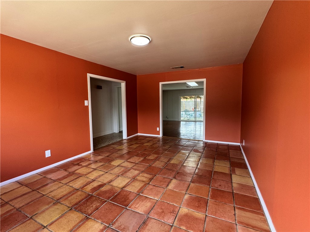 460 Palmetto St Property Photo 8