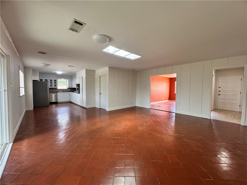 460 Palmetto St Property Photo 9