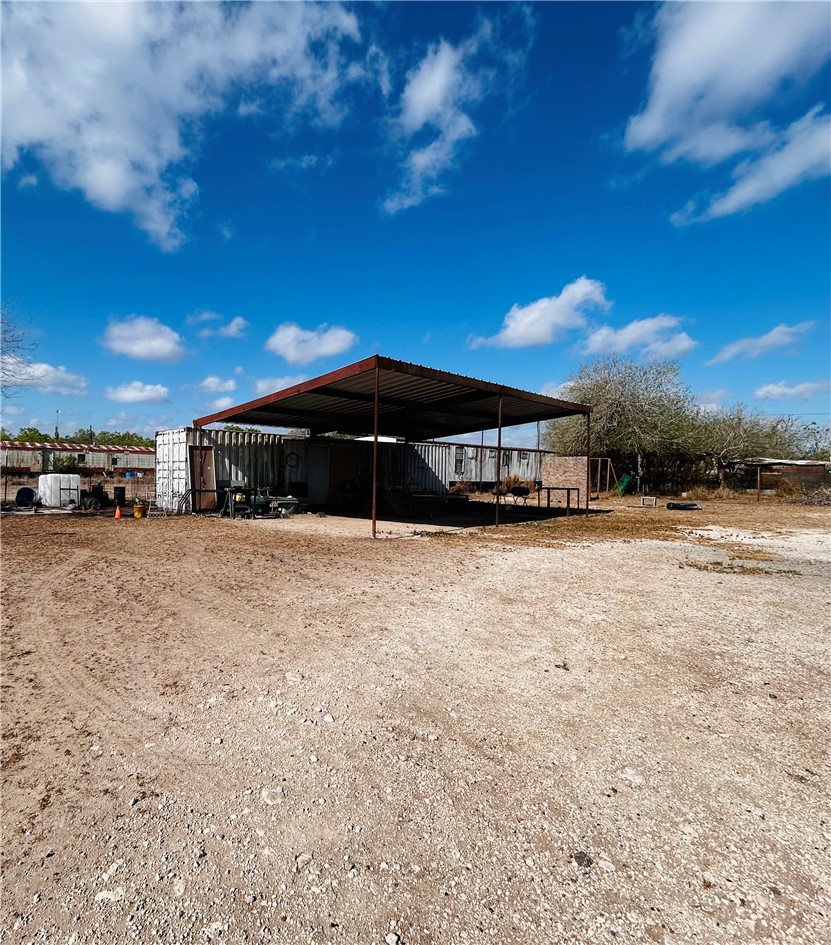 127 County Road 3201 Property Photo 3
