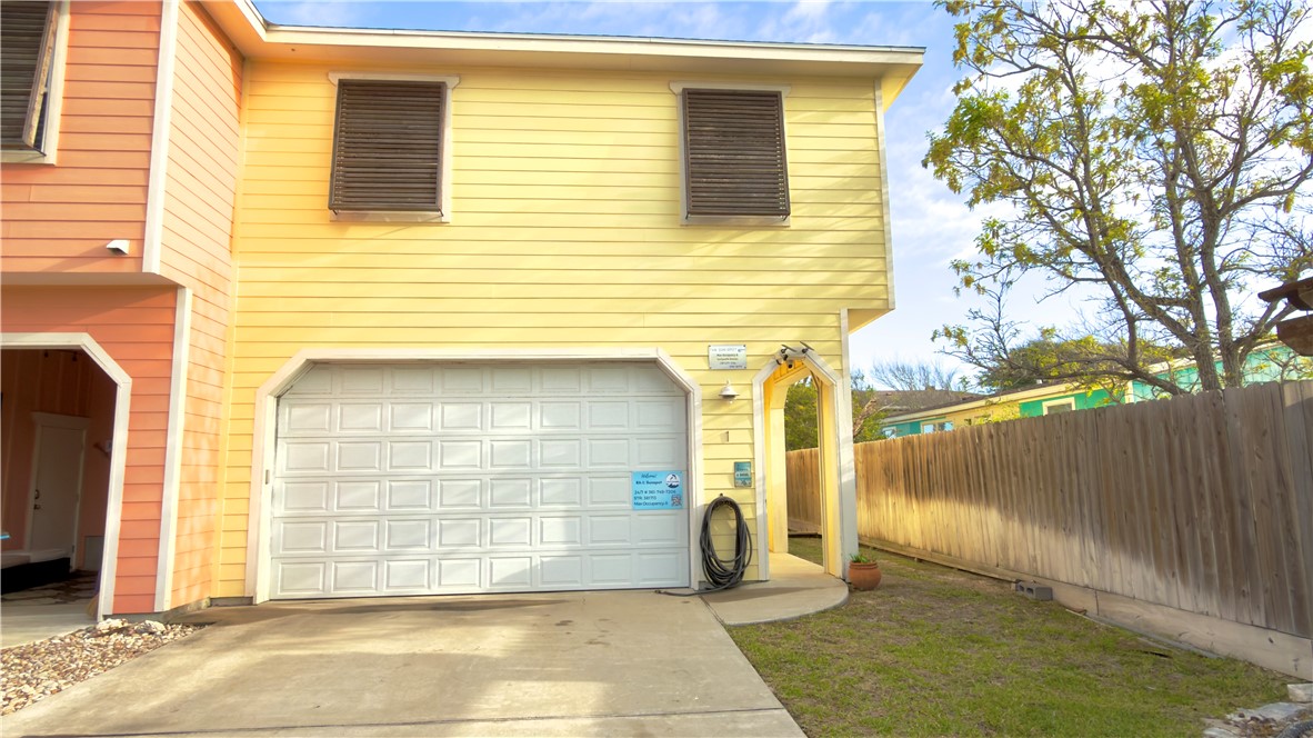 247 W Roberts Ave 1 Property Photo 1