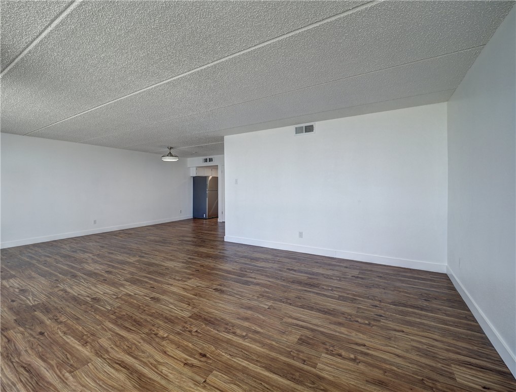 4334 Ocean Dr 504 Property Photo 10