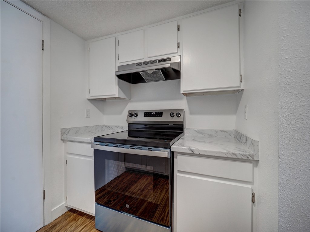4334 Ocean Dr 504 Property Photo 17