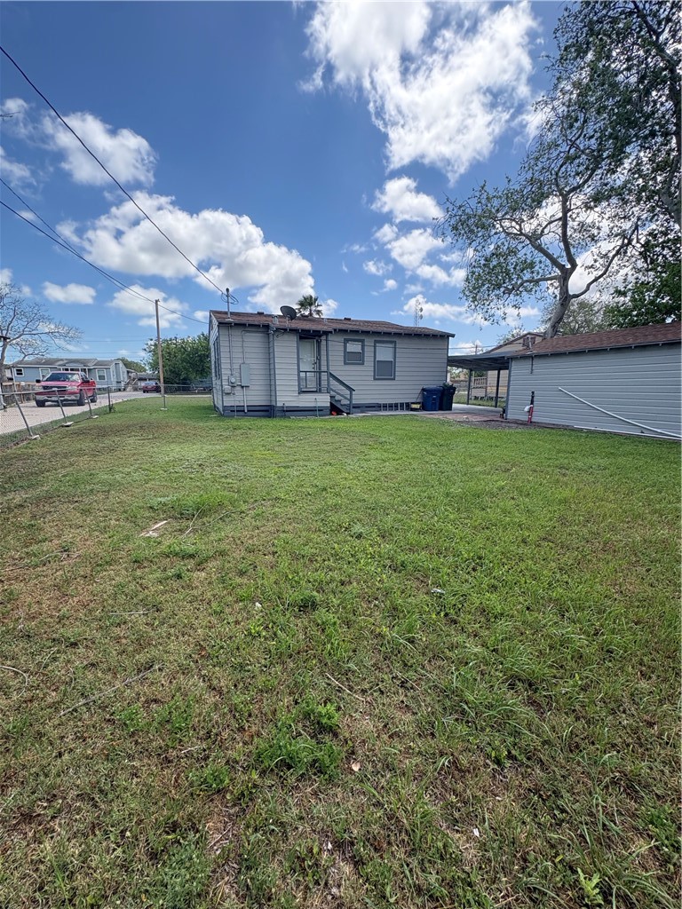 1341 Daytona Dr Property Photo 16