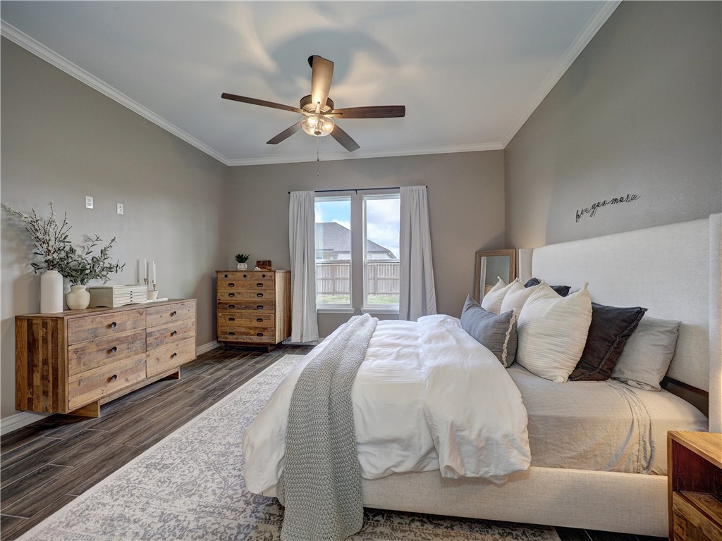1422 Sansa St Property Photo 22