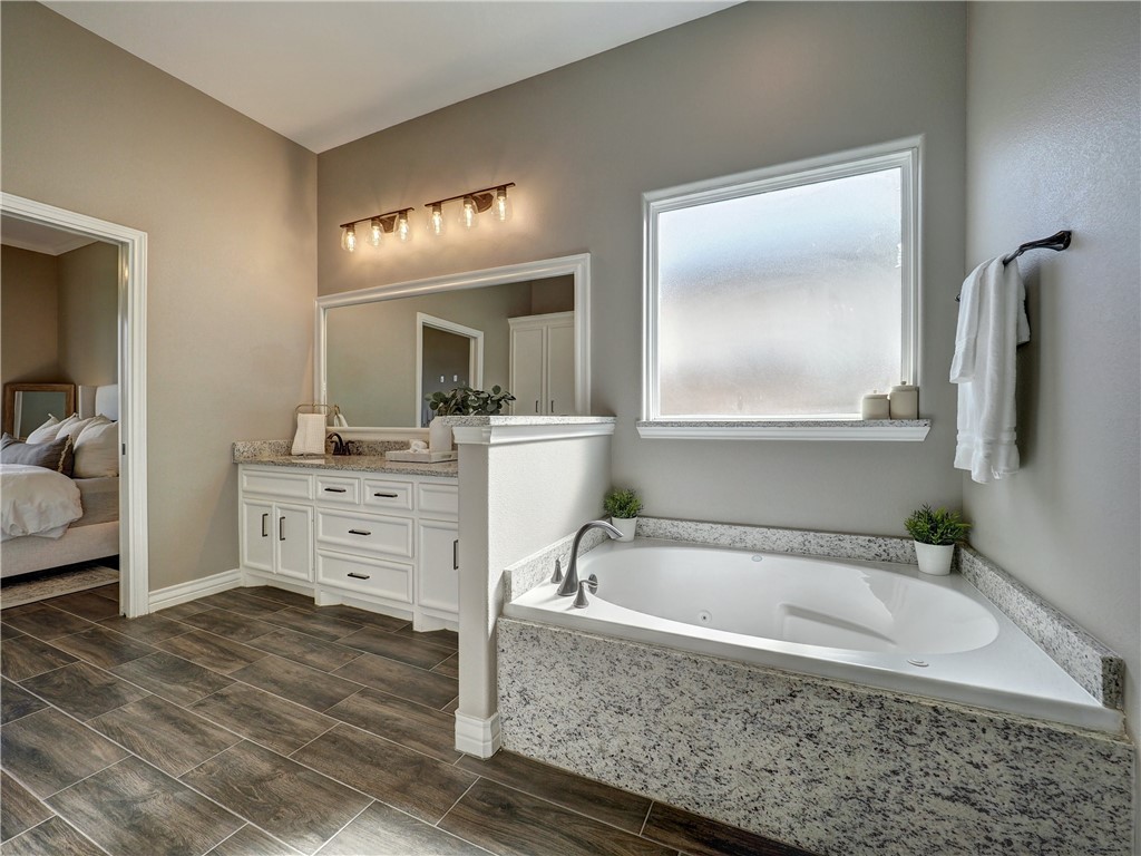 1422 Sansa St Property Photo 25