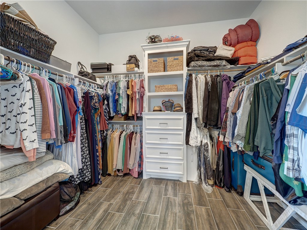 1422 Sansa St Property Photo 27