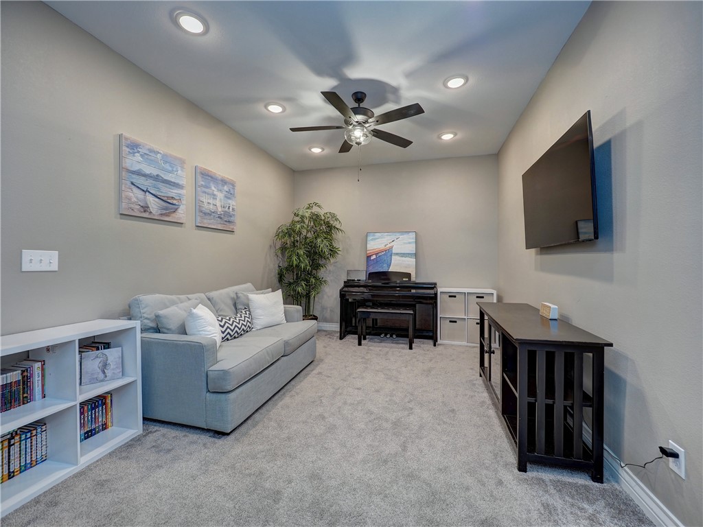 1422 Sansa St Property Photo 31