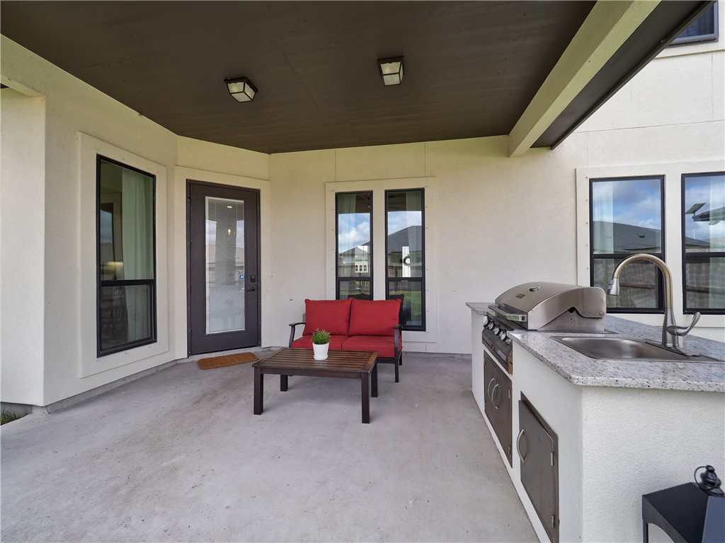 1422 Sansa St Property Photo 38