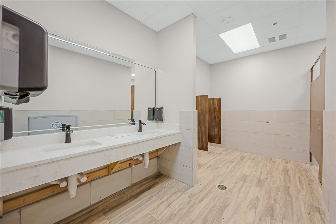 6606 Jefferson Property Photo 13