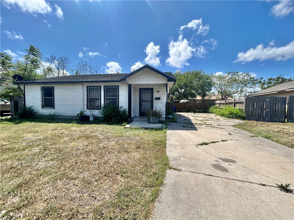 1117 Green Earth Dr Property Photo 1