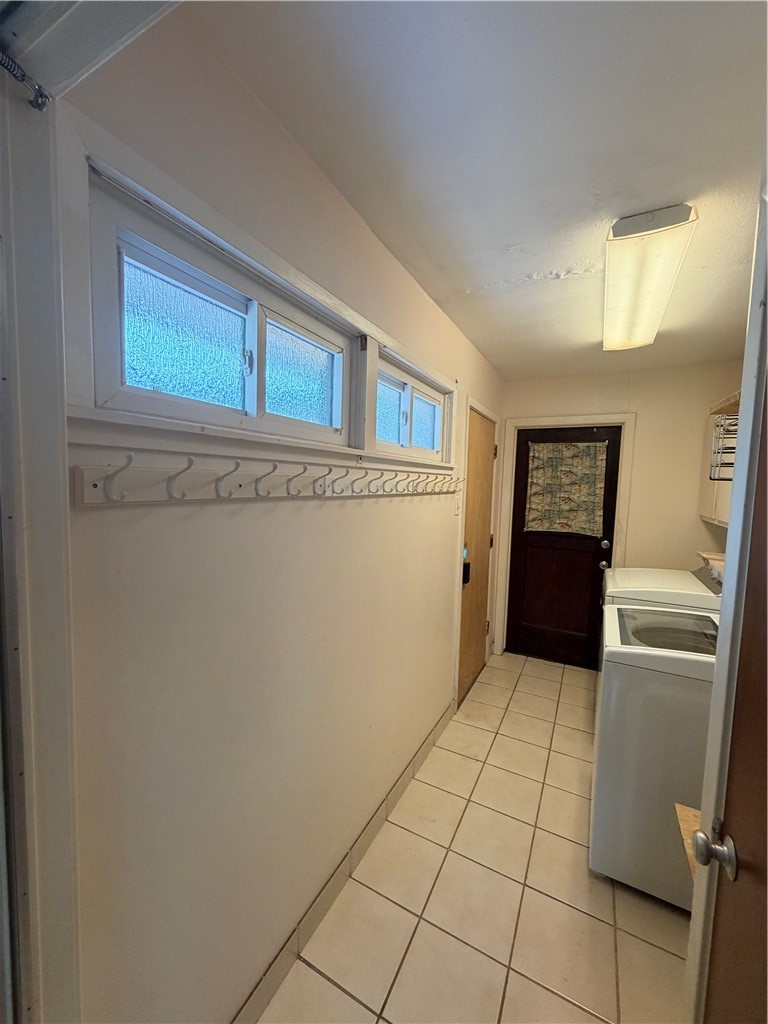 525 Grant Pl Property Photo 13