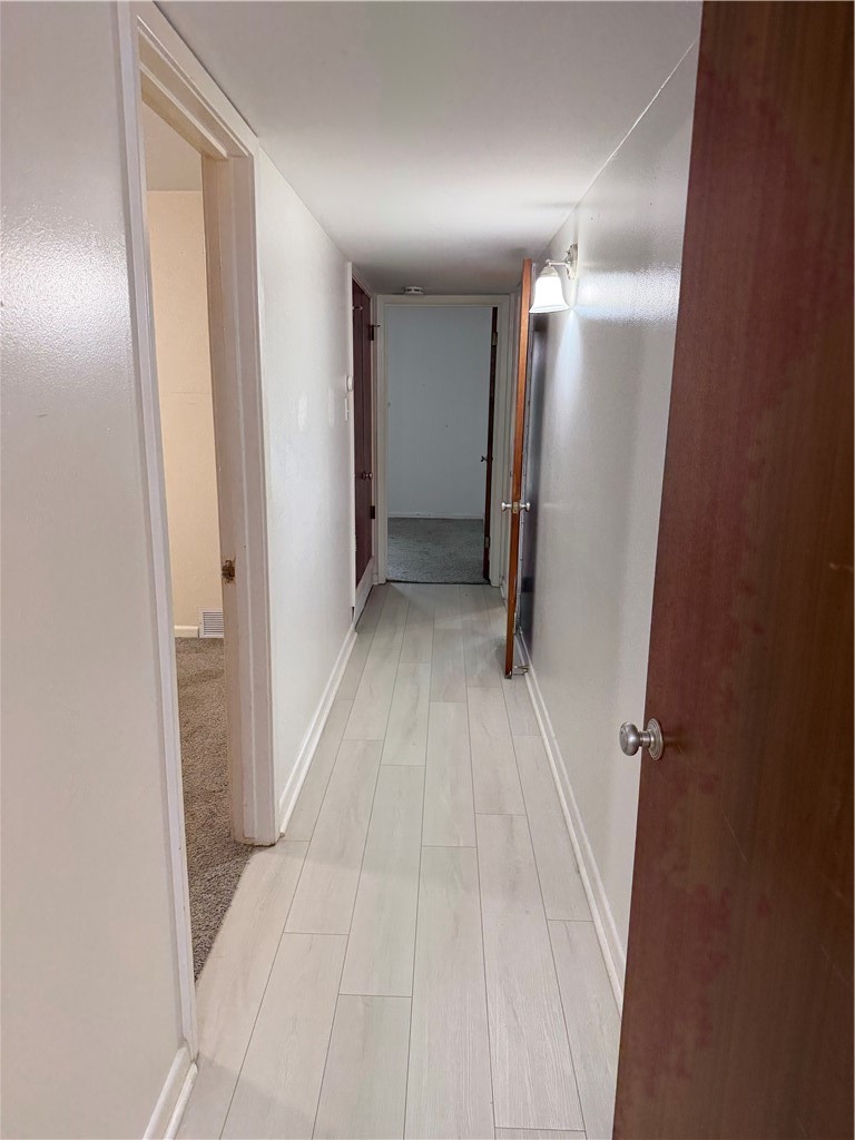 525 Grant Pl Property Photo 18