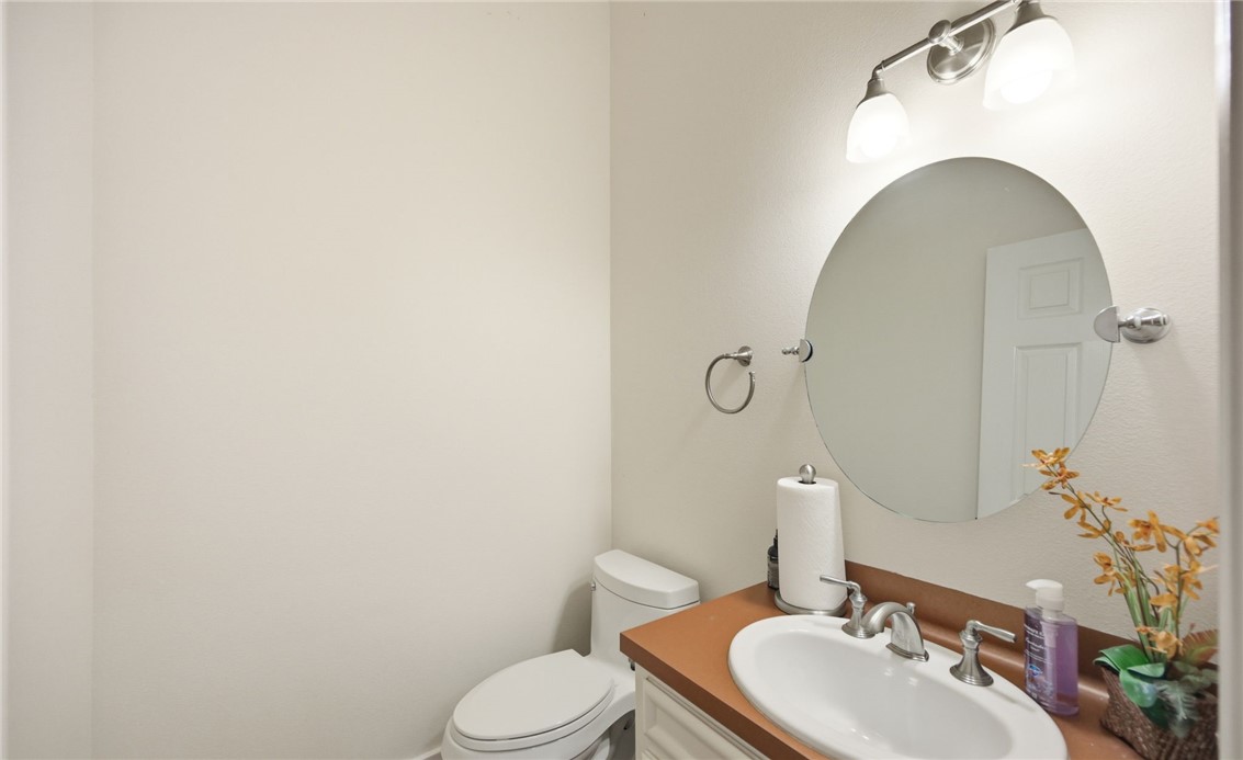2248 Flour Bluff Dr Property Photo 9