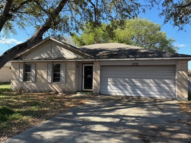 10518 Pioneer Dr Property Photo 1