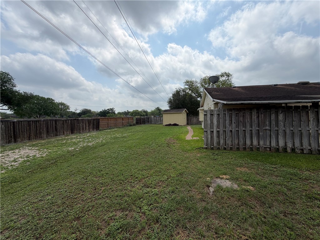 12118 Hearn Property Photo 4