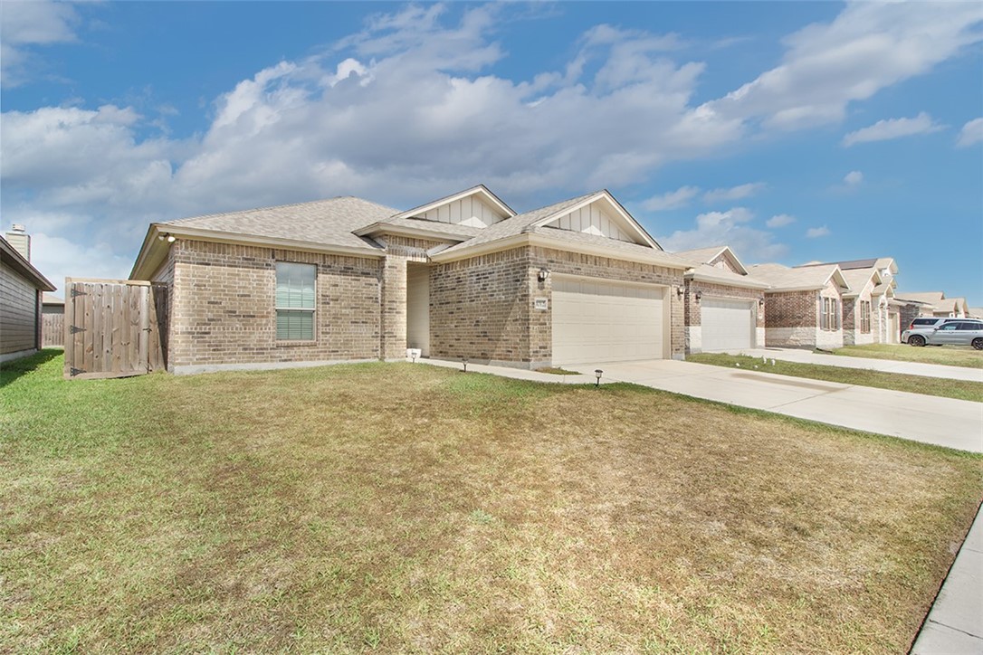 1012 Ocean Breeze Property Photo 2