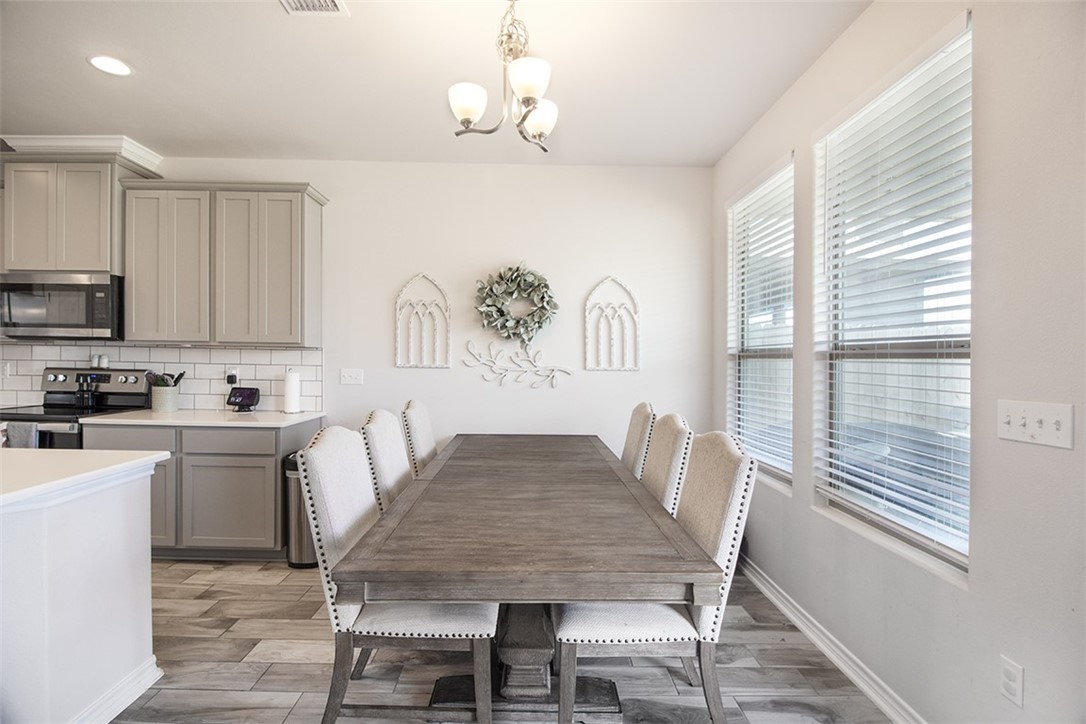 1012 Ocean Breeze Property Photo 14