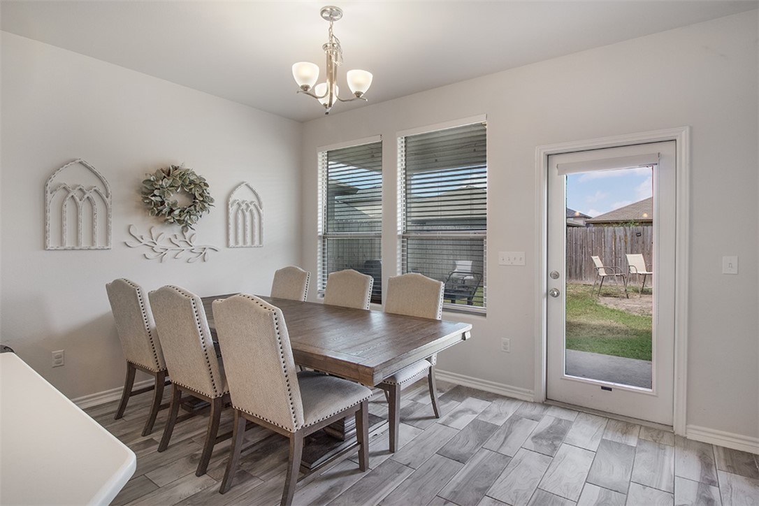1012 Ocean Breeze Property Photo 15