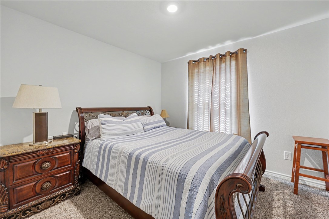 8113 Cattlemen Dr Property Photo 20